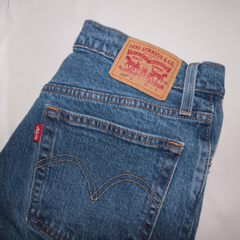 LEVI'S HIGH RISE 501 JEANS